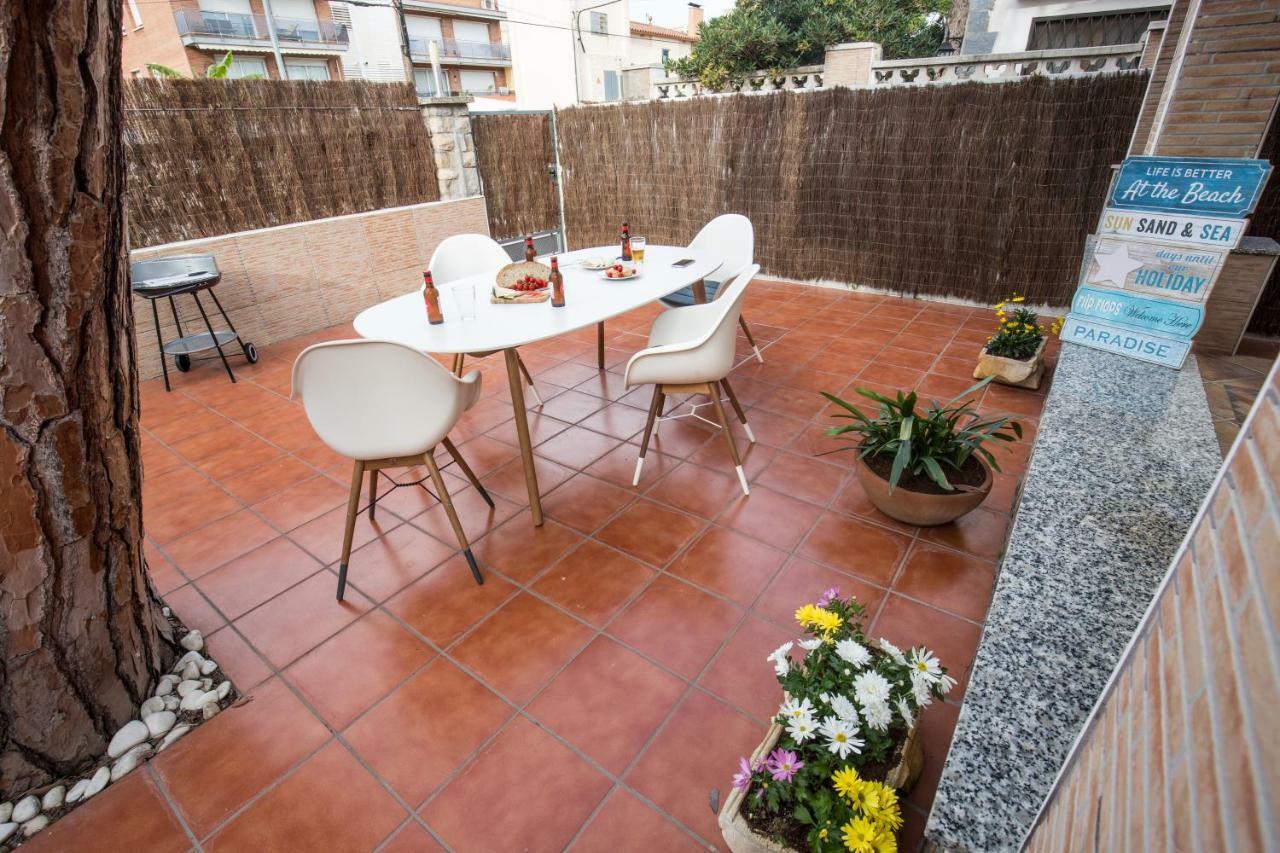 Casa Samara Villa Castelldefels Exterior photo
